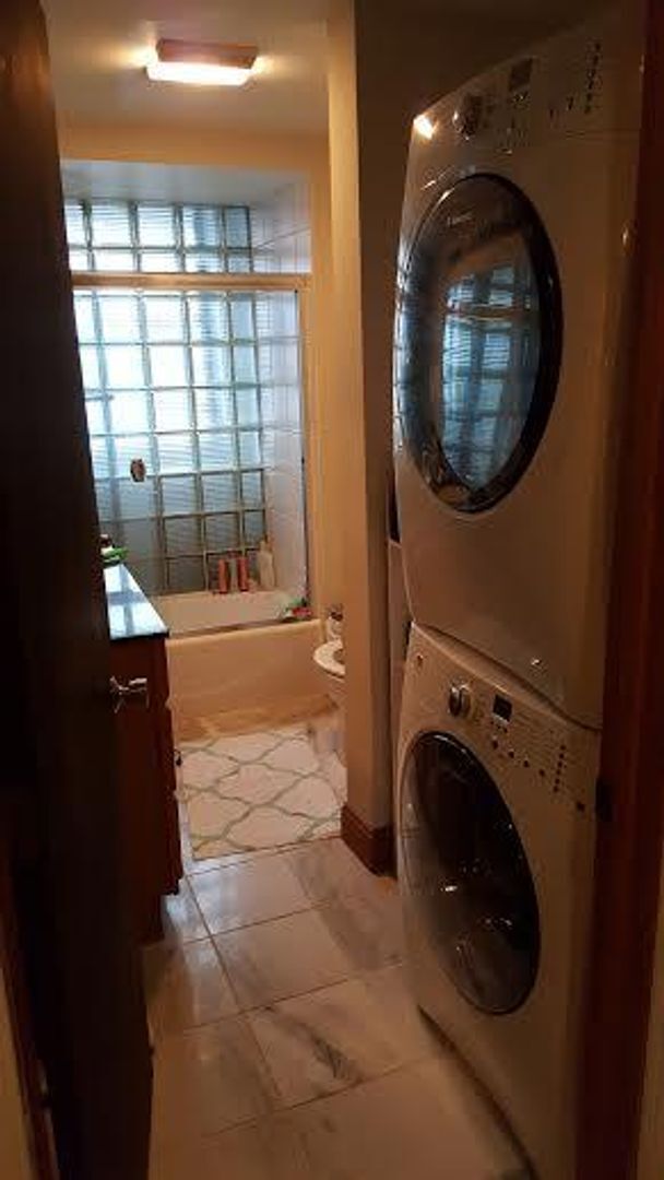 Foto del edificio - Beautiful 4 Bed in Fenway Available 9/1/26