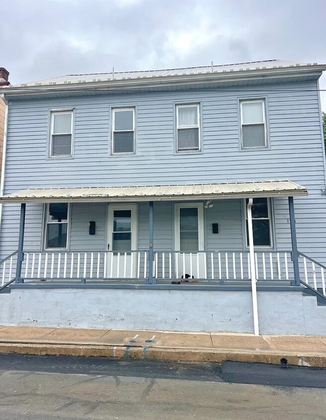 Primary Photo - 121 Keystone Ave