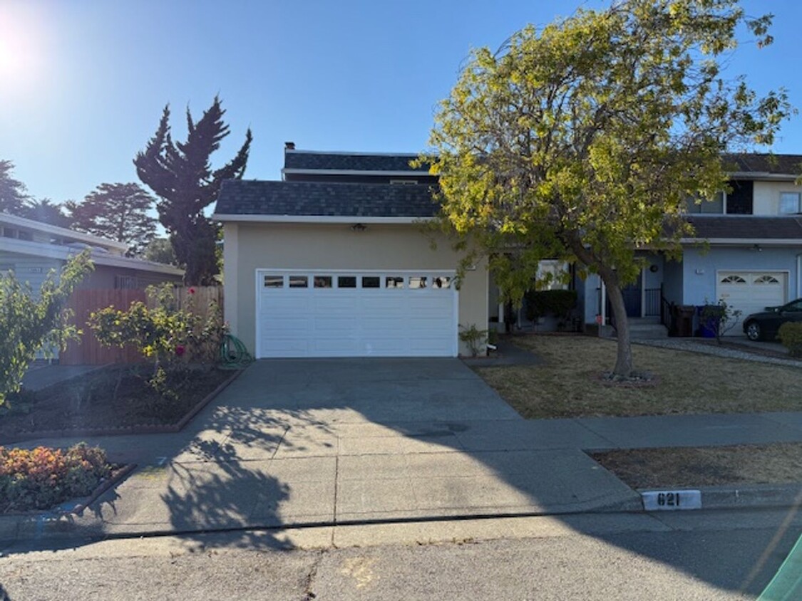 Primary Photo - 3-Bedroom Home Near Kennedy High School