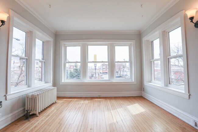 Foto del edificio - 5610 N Ashland Ave