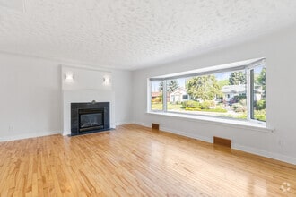 Building Photo - 8755 Strathearn Dr NW