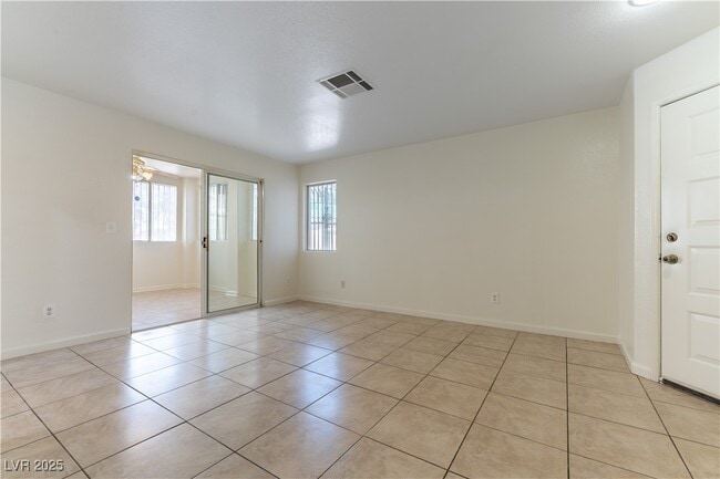 Building Photo - 1570 Jamielinn Ln