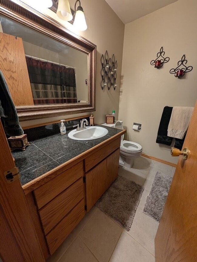 Building Photo - Gorgeous large Clarkston Heights duplex