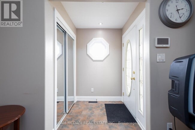 Building Photo - 9747 RR 20