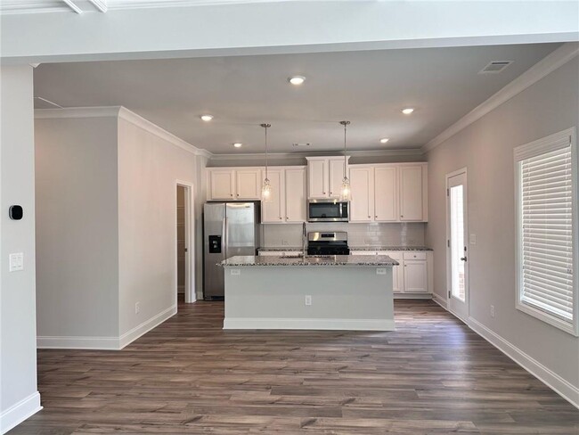 Building Photo - 454 Sterling Creek Wy