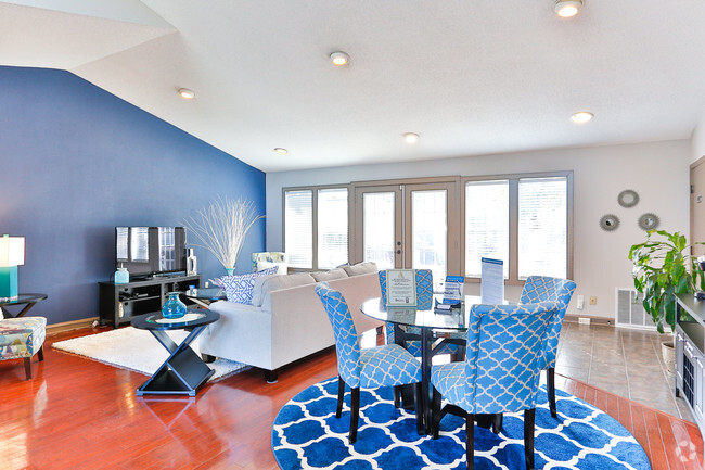 clubroom - Rise Matthews Pointe