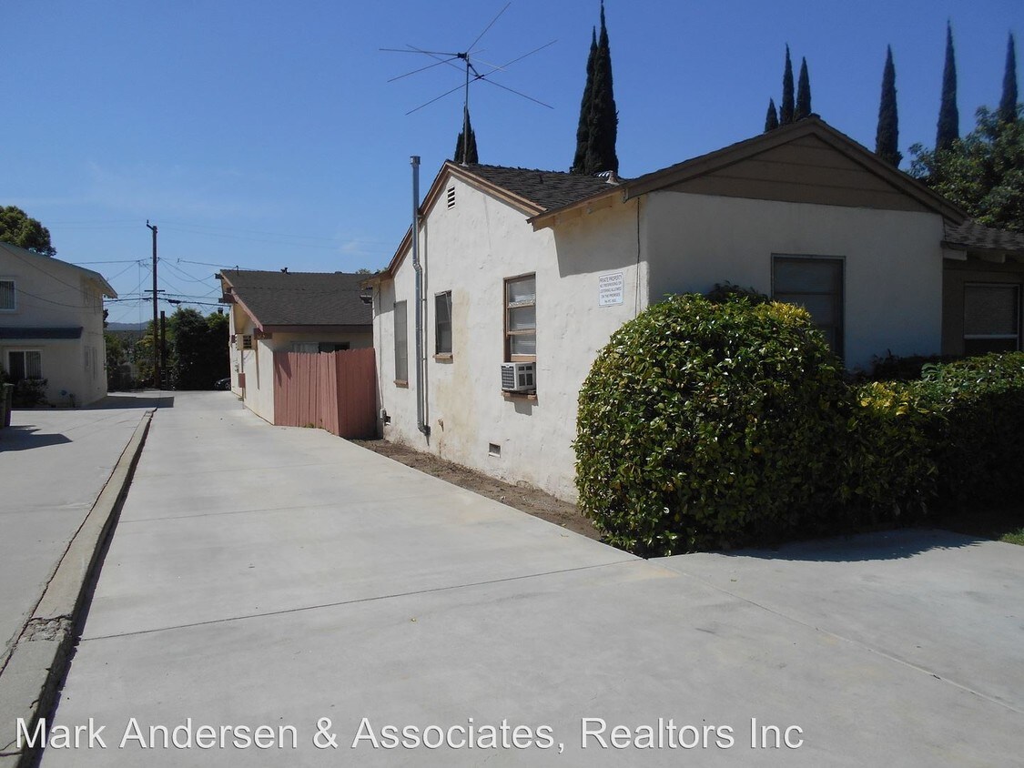 360 E College St, Covina, CA 91723 Condo for Rent in Covina, CA