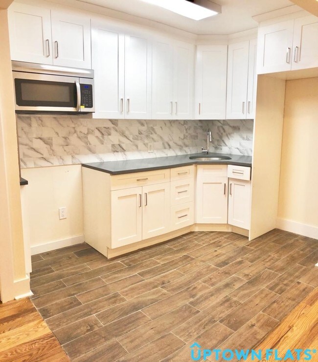 Foto del edificio - 1267 E 54th St