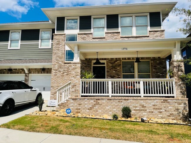 Foto del edificio - 1396 Sugarmill Oaks Ave