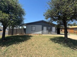 Building Photo - 3101 Merrill Ave