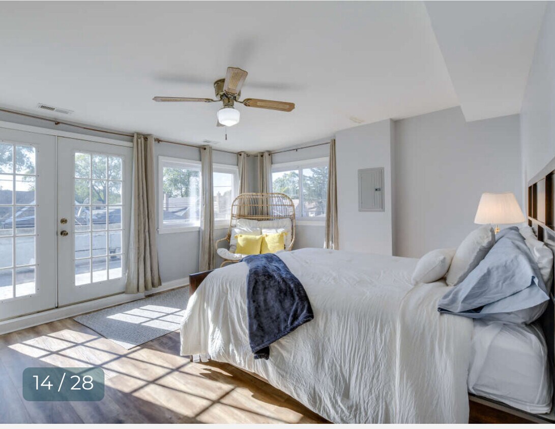 Foto principal - 8136 S Kedzie Ave