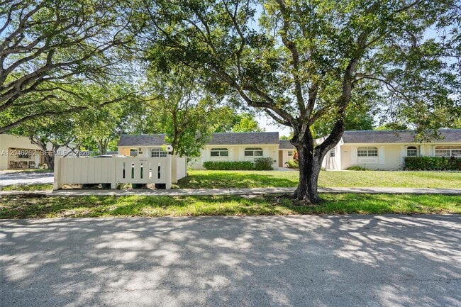 Building Photo - 17244 SW 112th Pl