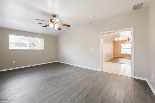 Foto del edificio - 12613 Sixth St