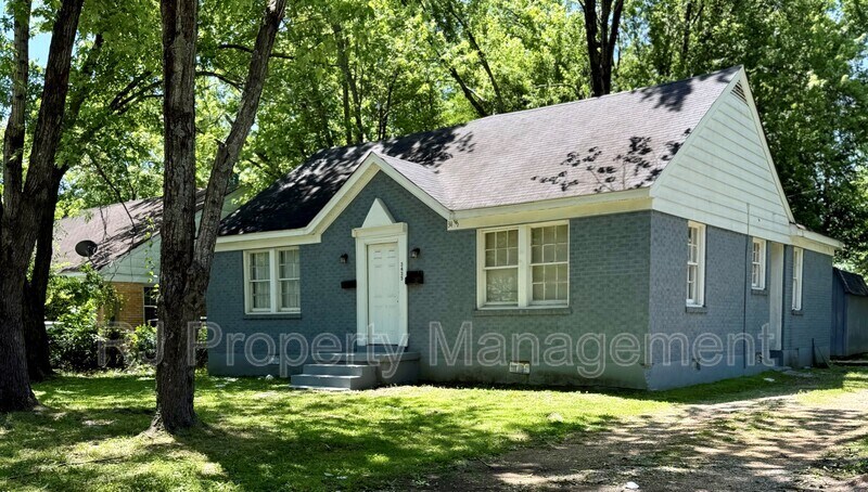 Foto principal - 3437 Farmville Rd