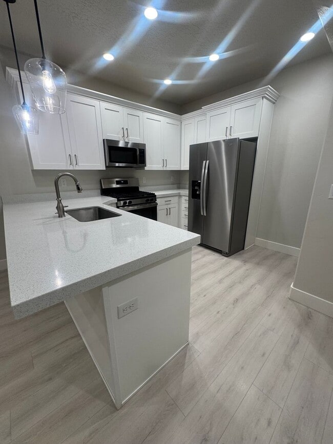 Foto del edificio - Beautiful Traverse Mtn. Townhome for rent!