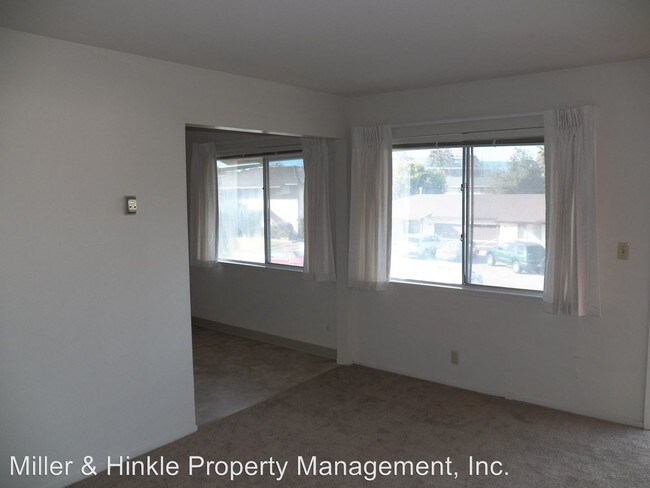 Building Photo - 430 Dunster Dr