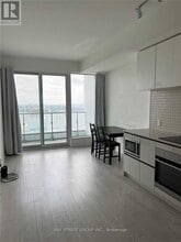 Building Photo - 5 Buttermill Ave.