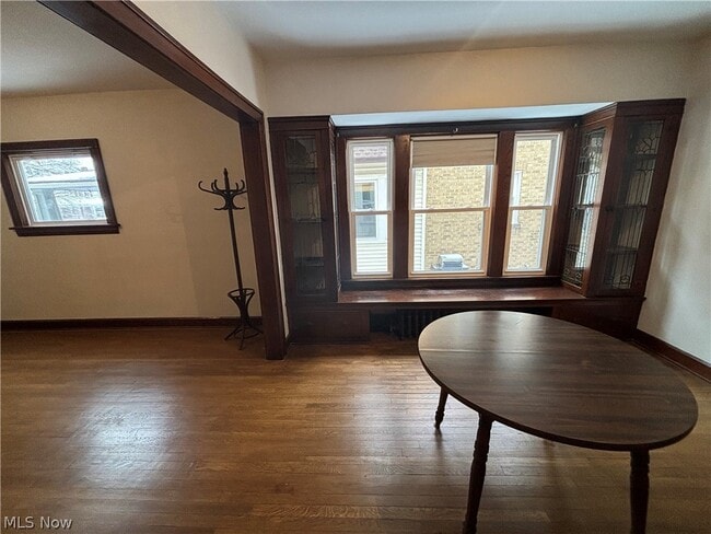 Building Photo - 1671 Lincoln Ave