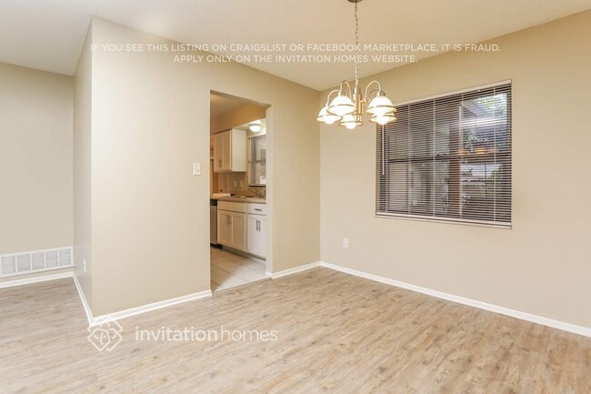 Building Photo - 10948 Tangora St
