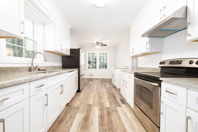Building Photo - 3554 Redwine Ct