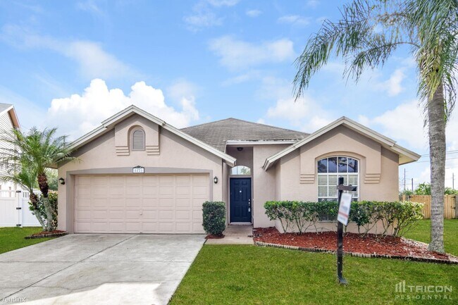 Foto del edificio - 8821 Key W Cir