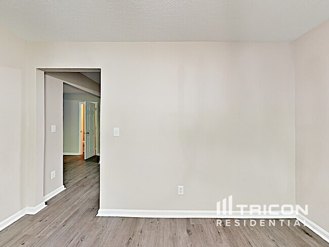 Foto del edificio - 1710 Ledson Ct