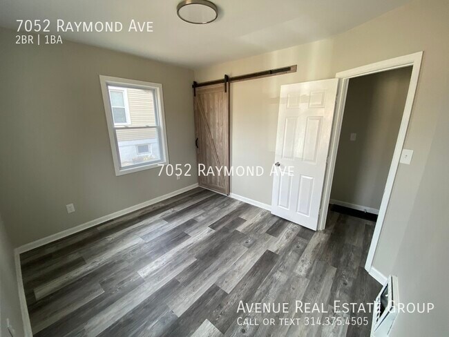 Foto del edificio - Just Listed! - 7052 Raymond Ave
