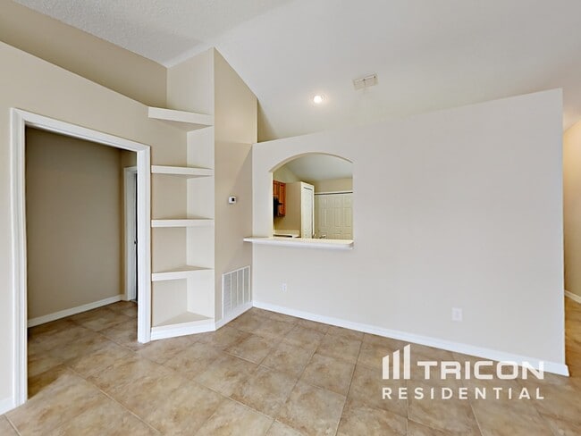 2880 Lockwood Blvd, Deltona, FL 32738 | Apartments.com