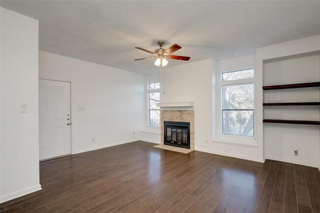 Foto del edificio - 5304 Indio Cove