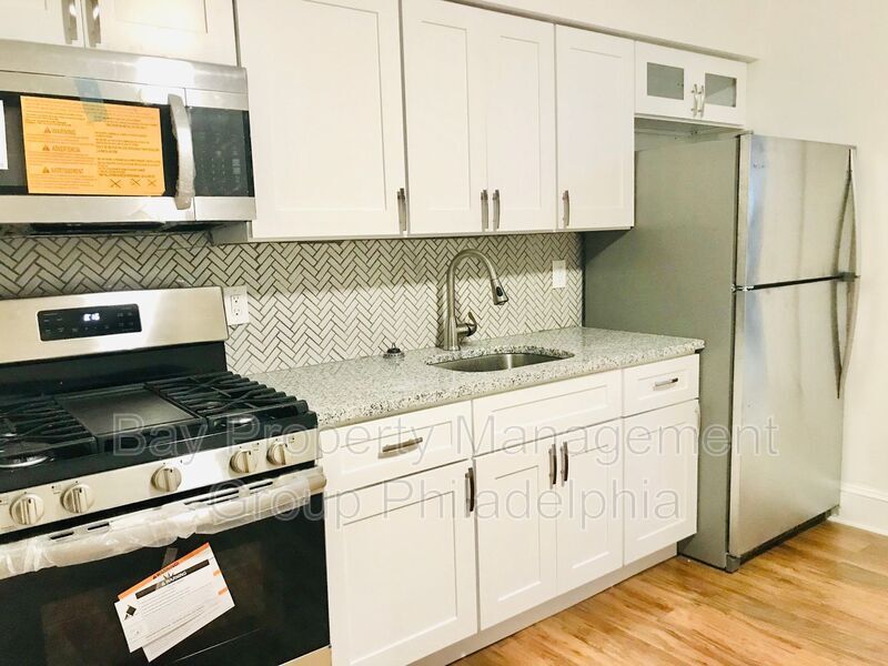 Foto principal - 6122 Larchwood Ave
