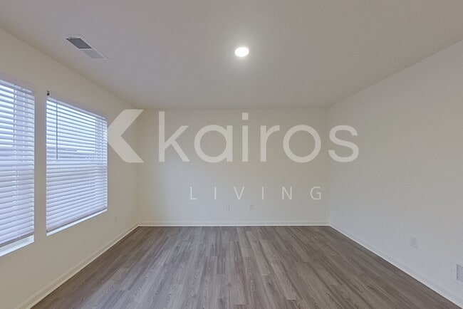 Building Photo - 224 Ascension Wy