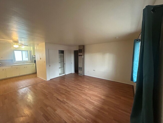 Foto del edificio - 2051 Eberlein Ave
