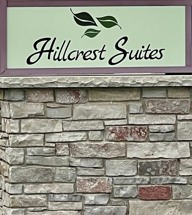 Foto del edificio - 400 E Hillcrest Dr