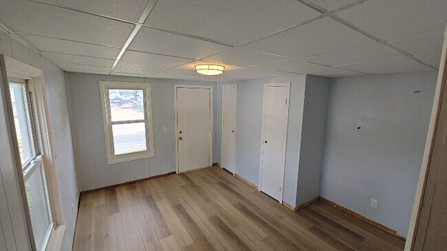 Foto del edificio - 955 W Linden Ave