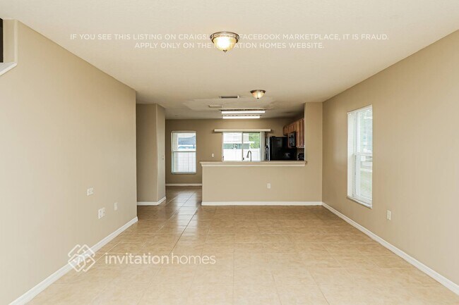 Foto del edificio - 7319 Lumber Port Dr