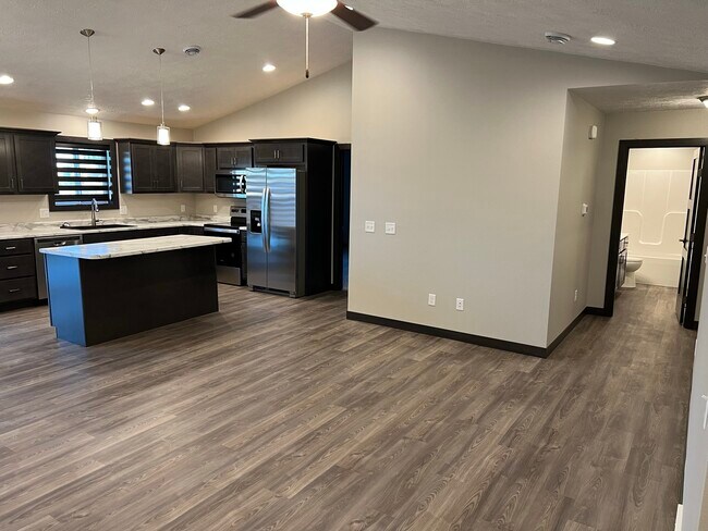 Foto del edificio - 4509 W 35th St N