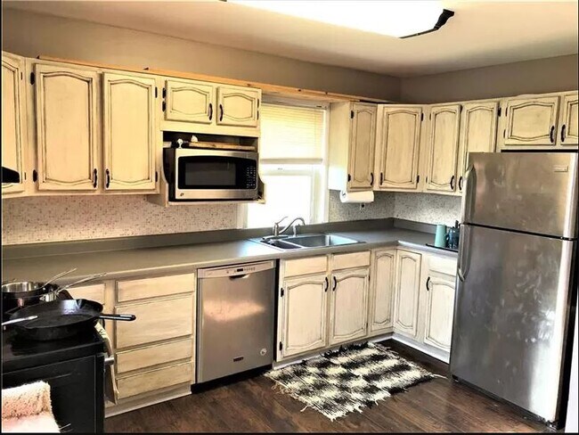 Foto del edificio - 134 Harold St