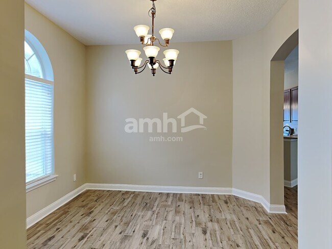 Foto del edificio - 86339 Sand Hickory Trail