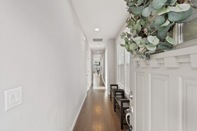 Foto del edificio - Bright and Modern Home Near Woodstock with...