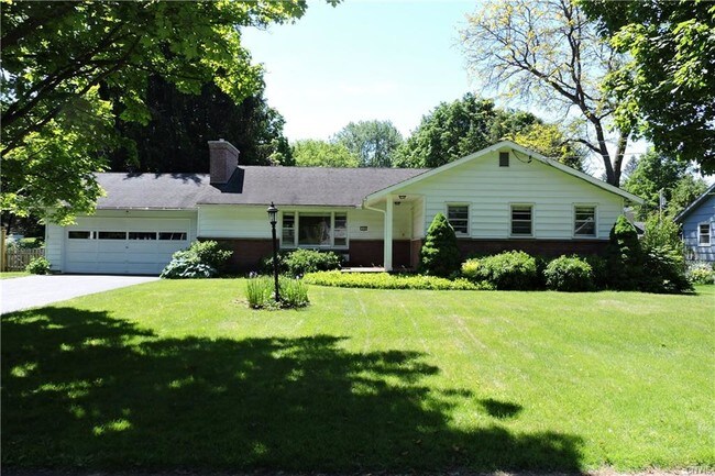 Foto del edificio - 154 Brookside Ln