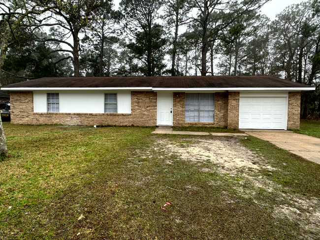 Building Photo - 2429 Academy Dr
