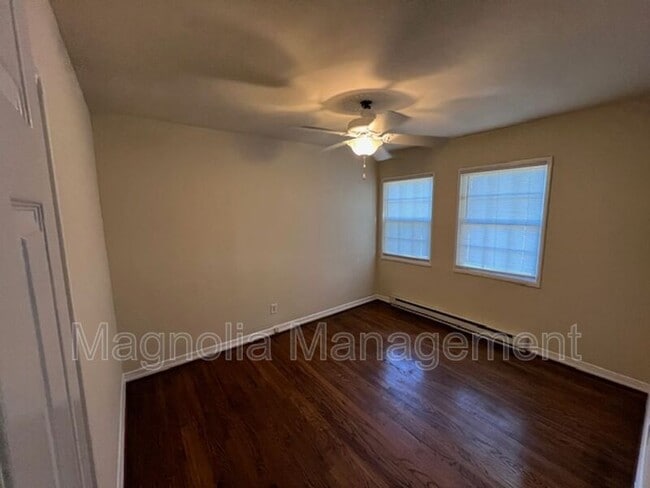 Building Photo - 1212 Parham St