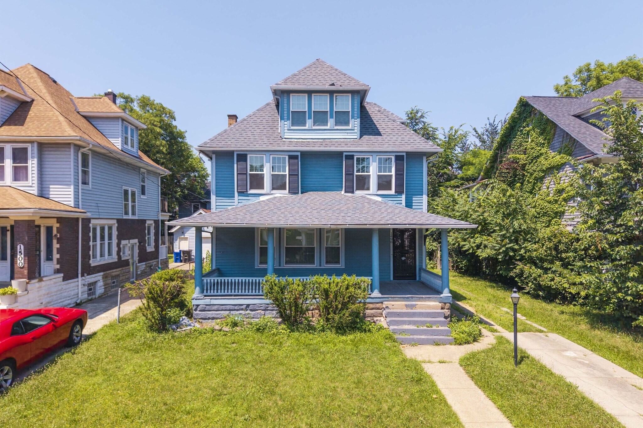 1496 E 107th St Cleveland, OH 44106 – photo 1