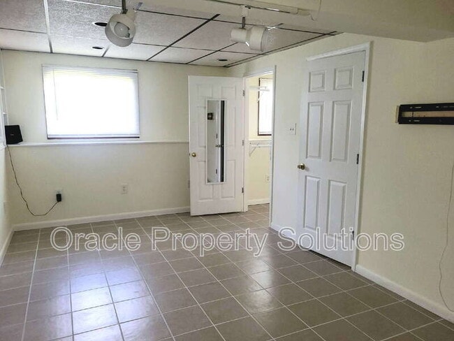 Building Photo - 6634 Dovecote Dr