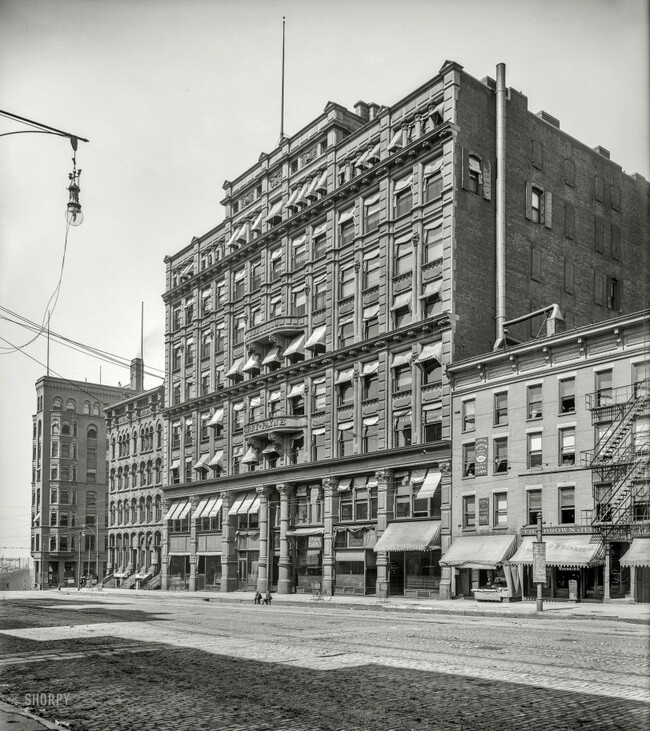 Building Photo - Perry Payne Apartments