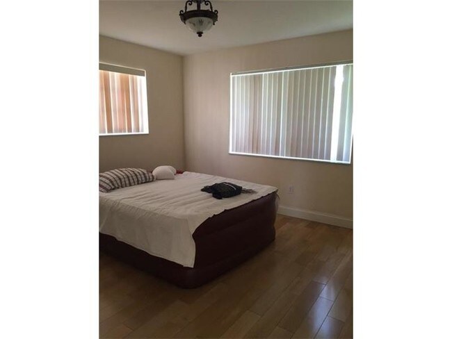 Foto del edificio - 1417 San Marco Ave