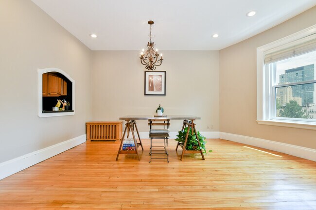 Foto del edificio - 1011 Beacon St