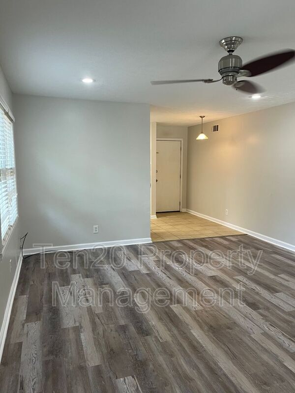 Building Photo - 5500 Gunboat Dr
