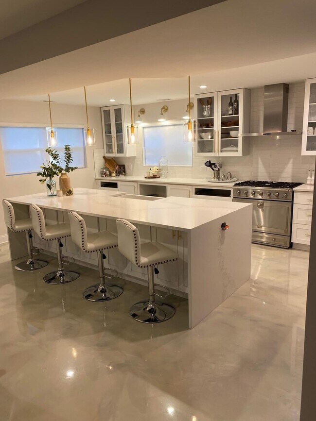 Foto del edificio - 4532 Pershing Ave