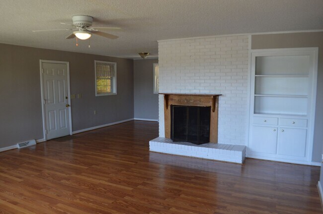 Foto del edificio - 3 Bedroom, 2 Bathroom Home Near Clemson University